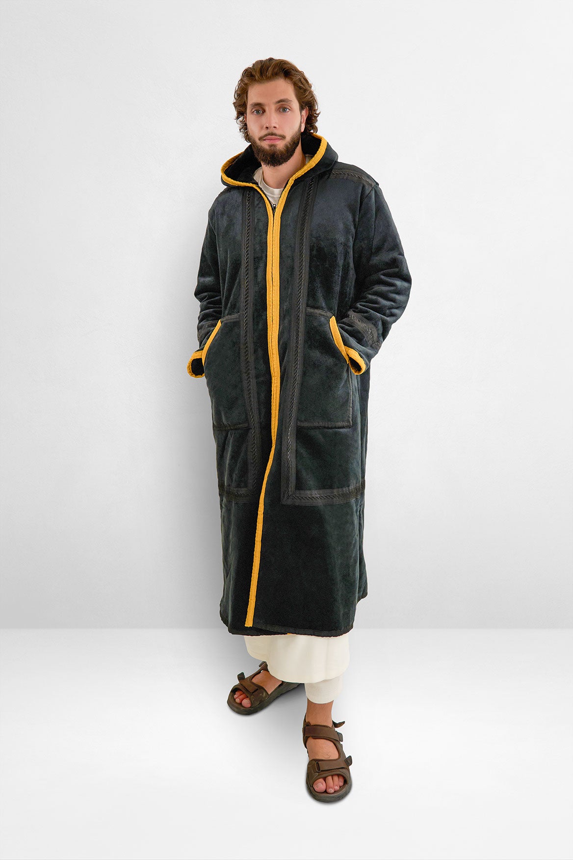 Original Hooded Farwa Onyx Gold